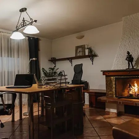 Castle House With Swimming Pool & Sauna & Tennis Court & Wine Cellar Vila
