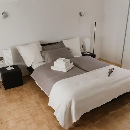 Vila Castle House With Swimming Pool & Sauna & Tennis Court & Wine Cellar *
